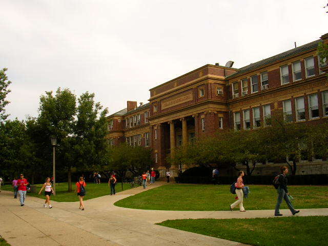 伊利诺伊大学香槟分校University of IIIions Urbana Champaign